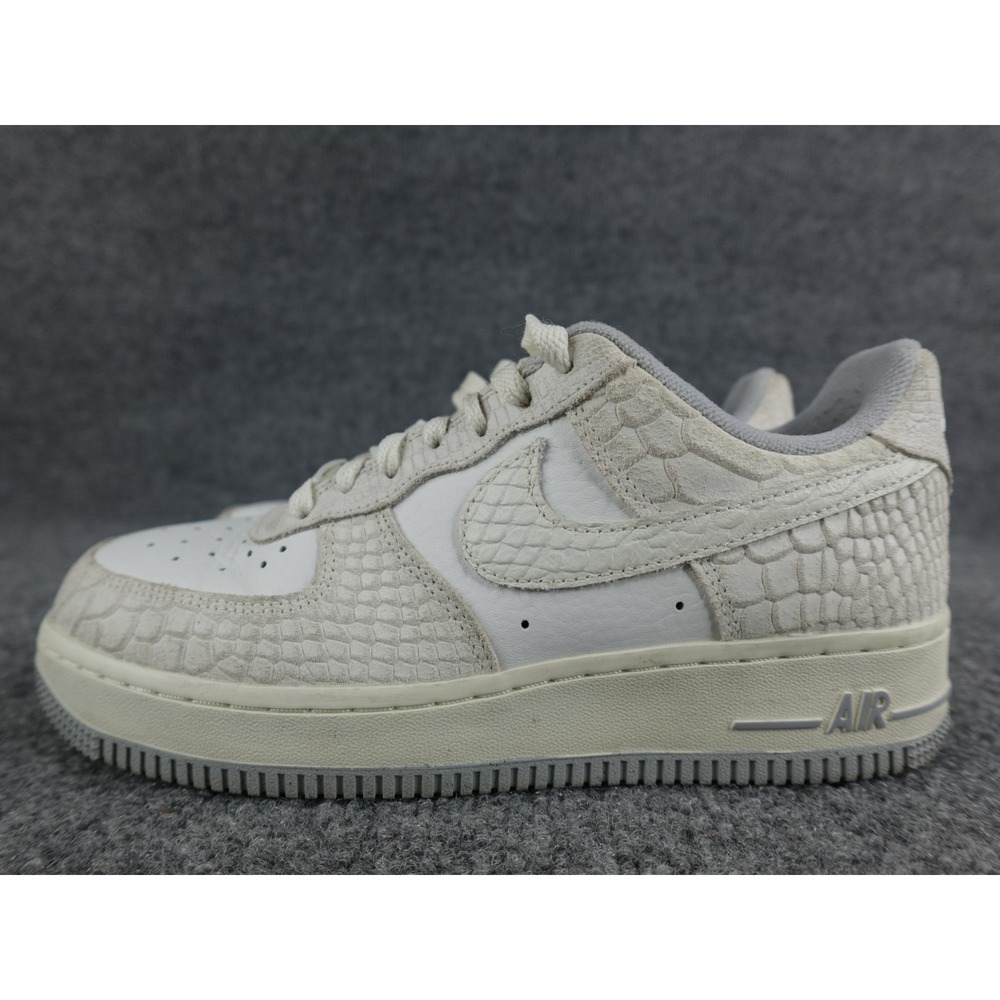 Nike Air Force 1 Low Womens Crocodile Embossed Leather Sneakers Sail Size 8